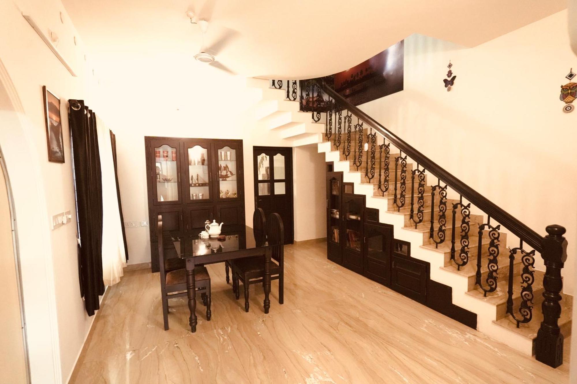 Daffodils Inn Alappuzha Buitenkant foto